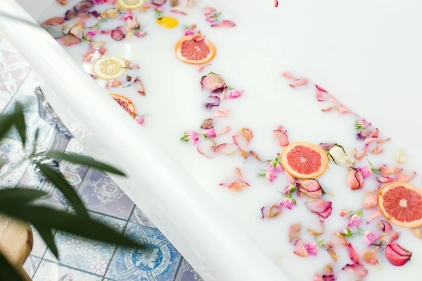 Coconut Milk Bath Soak Wicked Partystore 1