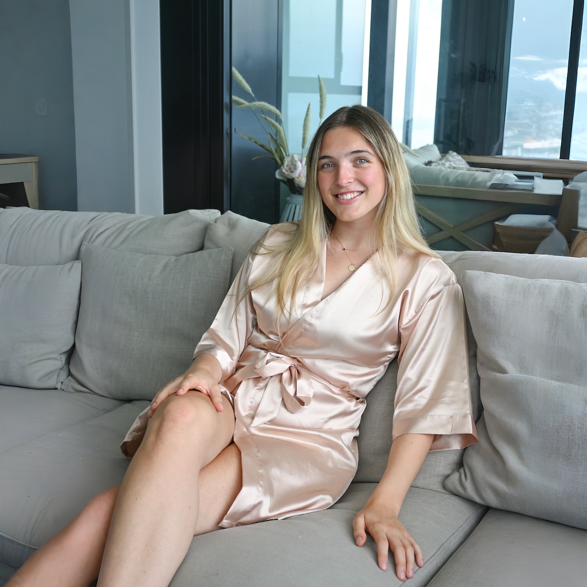 Bridesmaid Robe Champagne Wicked Partystore 2