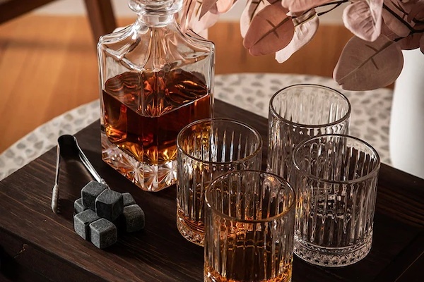 10 Groomsman Gifts For Your Groom Decanter Set