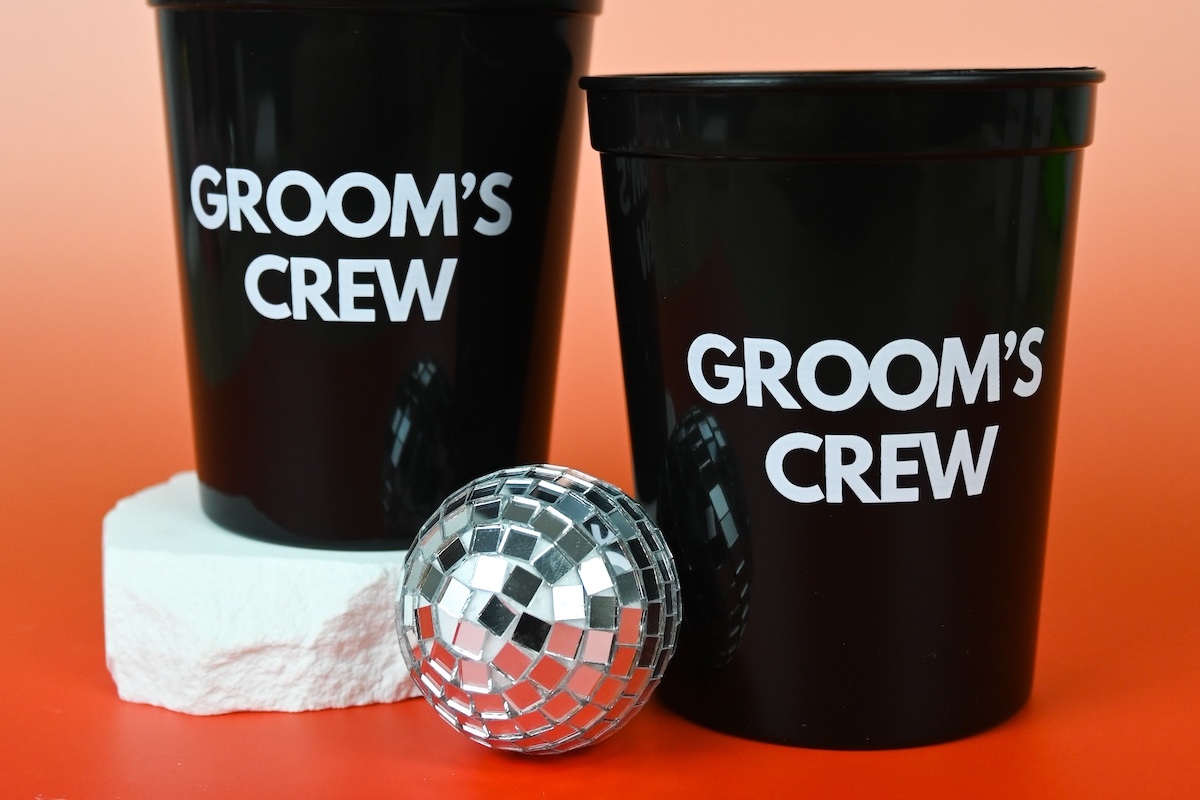 10 groomsman gifts for your groom crew!